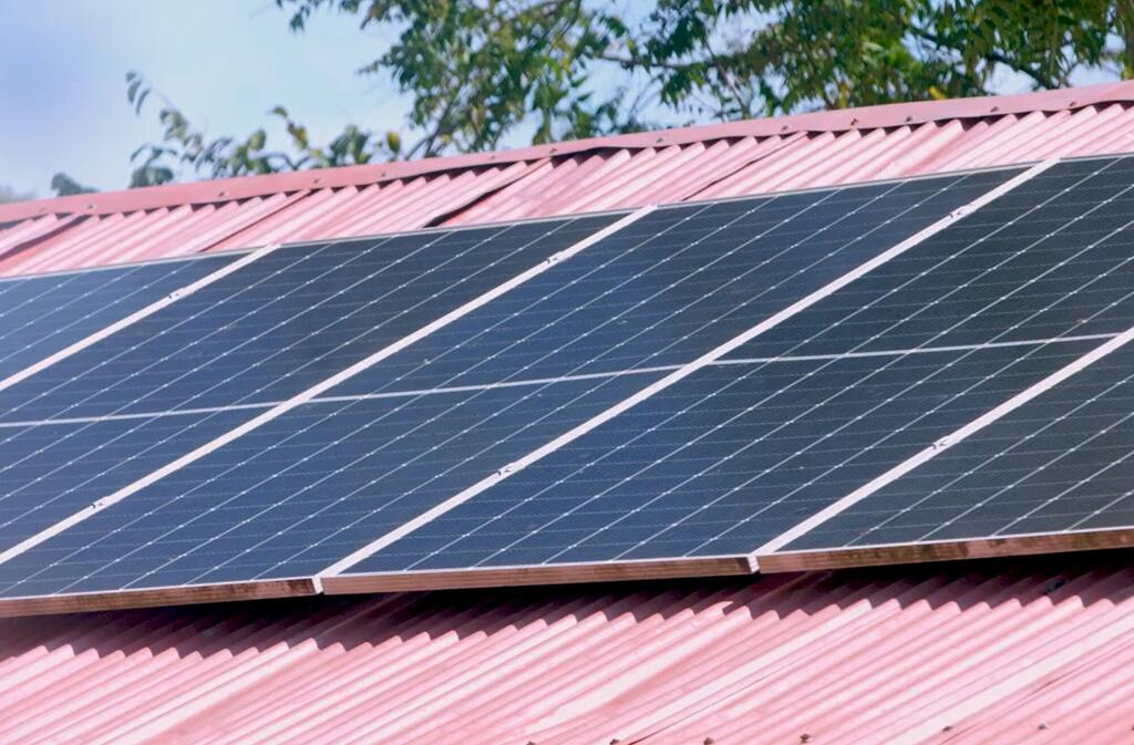 Солнечные панели в Кении.